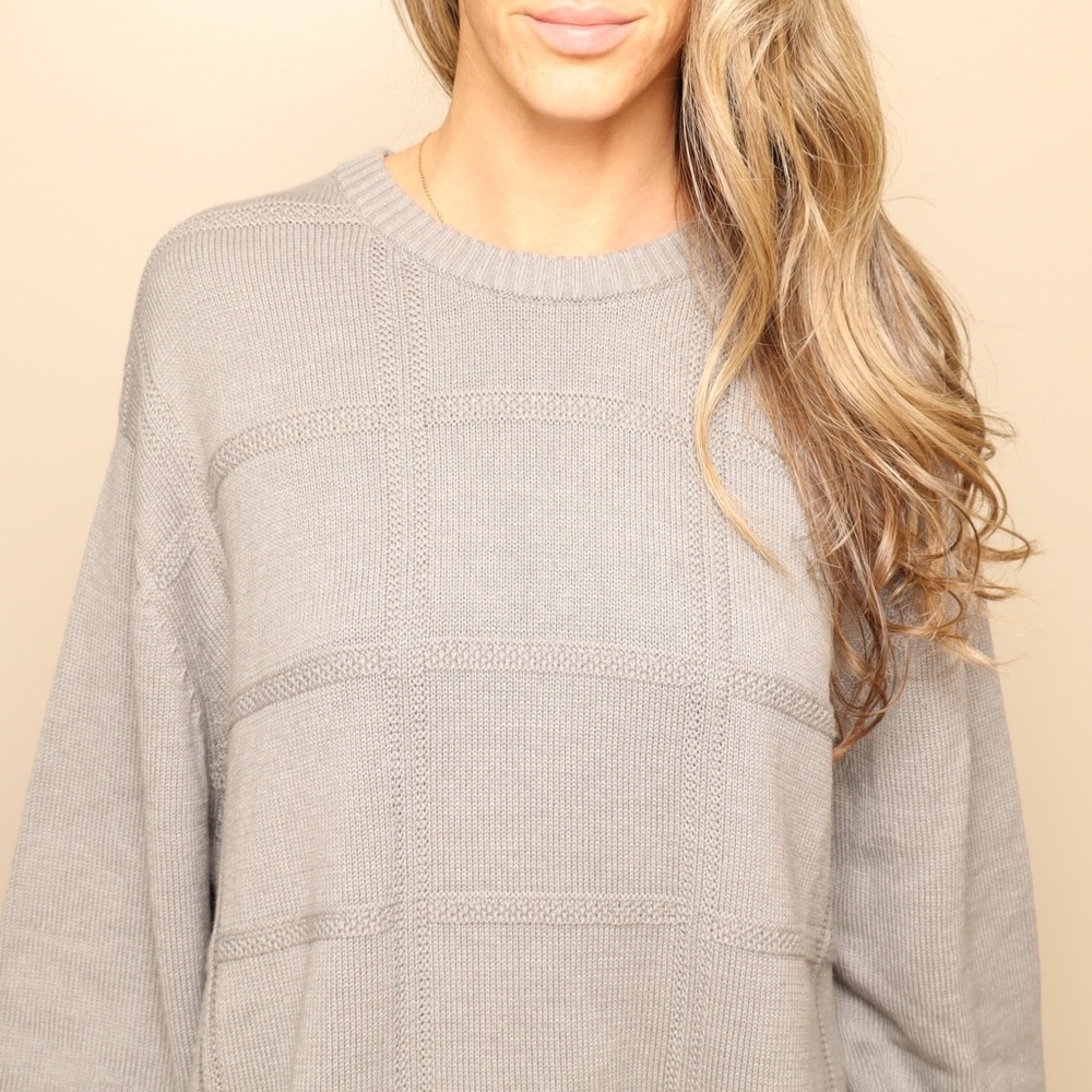 NWT! Soft and Cozy Knit Sweater - Picture 3 of 5
